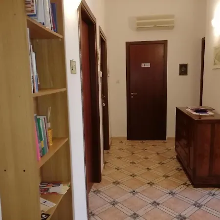 Pensión Casa Claudia *