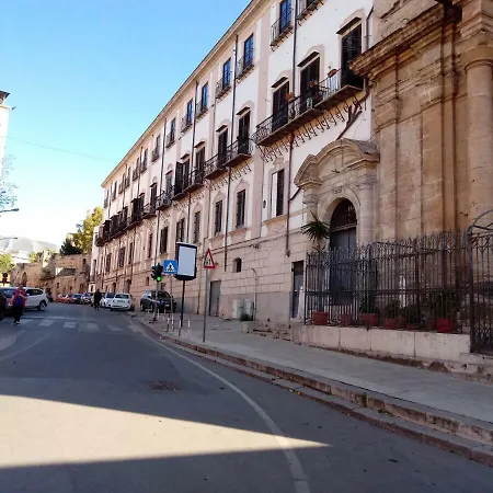 Casa Claudia Pensión